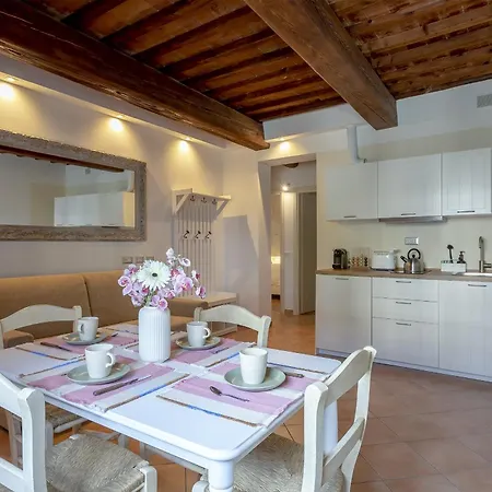 Tuscan Break