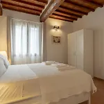 Tuscan Break